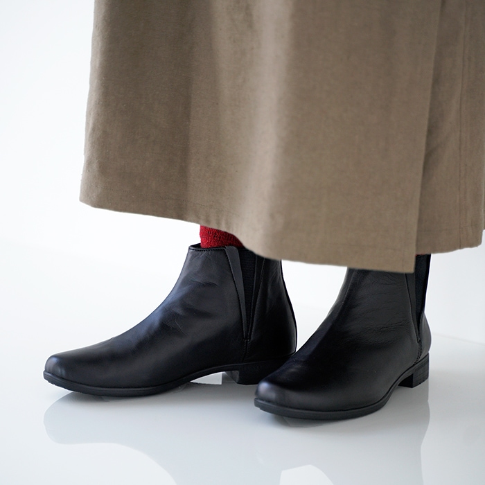 1245 Chausser ショセ サイドゴアブーツ レザー 黒 37 1245 Chausser ショセ サイドゴアブーツ レザー 黒 37 1245 Chausser