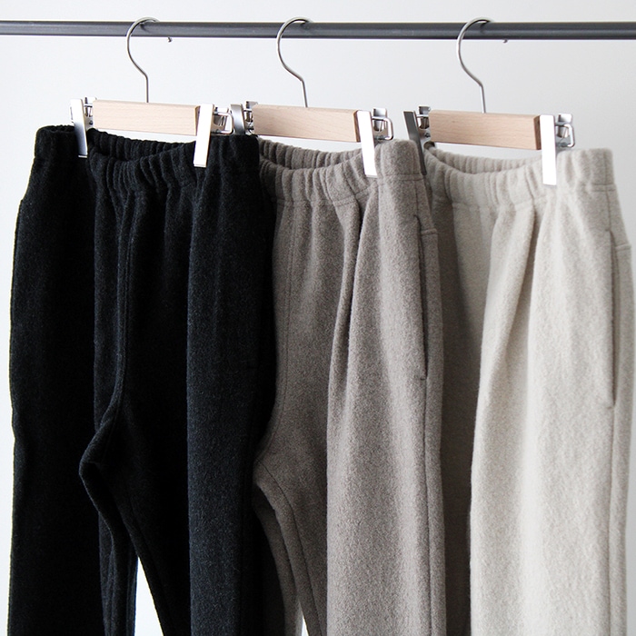 evam eva エヴァムエヴァpress wool pantsE223K103お色はグレー