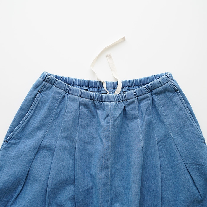 美品 23AW スタンプアンドダイアリー デニムタックスカート ワンウォッシュ 美品 23AW スタンプアンドダイアリー デニムタックスカート ワン