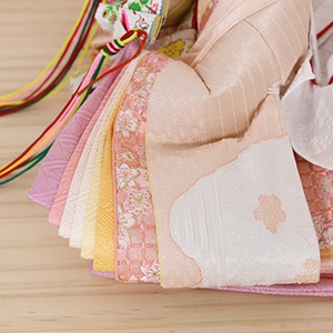 歴史ある岩槻雛人形と当工房