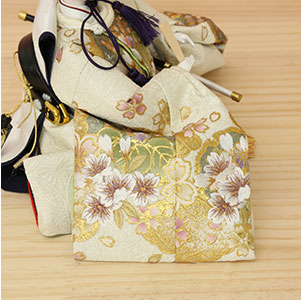 歴史ある岩槻雛人形と当工房