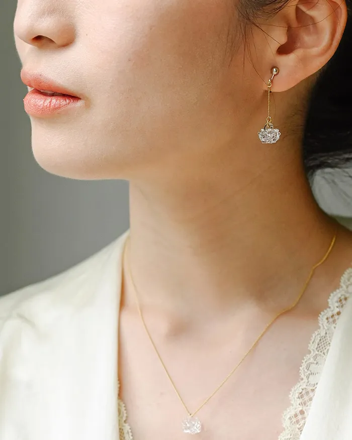 イヤリング シロツメクサ1