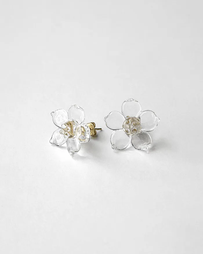 ピアス フラワー3