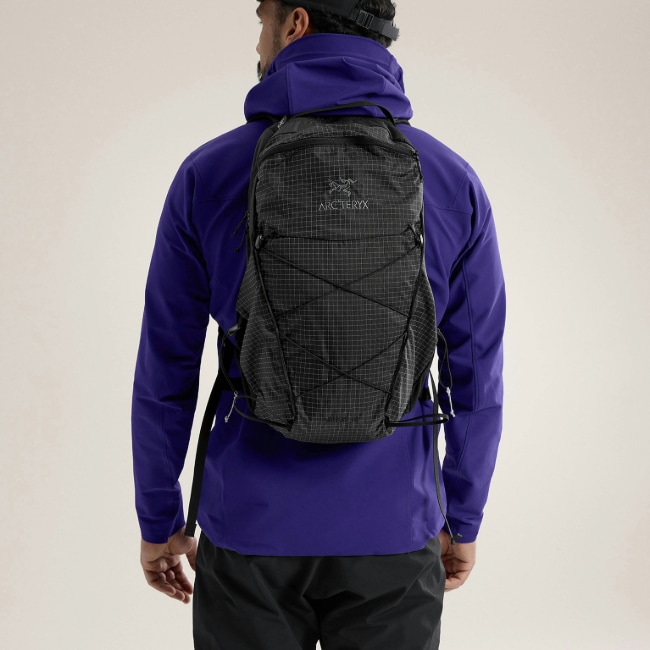 Arc'teryx Aerios 18 Backpack 黒 エアリオス 18④ Aerios 18 Backpack – Arc'teryx Tokyo Ginza