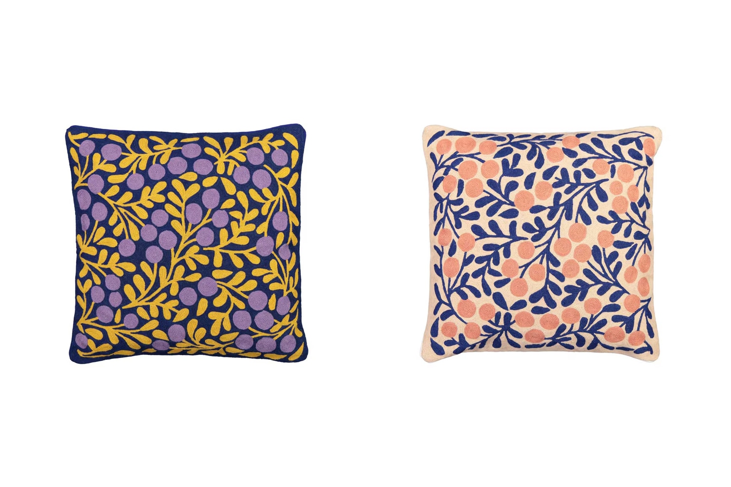 美品！島塚絵里デザイン　北欧クッションカバー TERTTU CUSHION COVER BLUEBERRY(RFR-53)