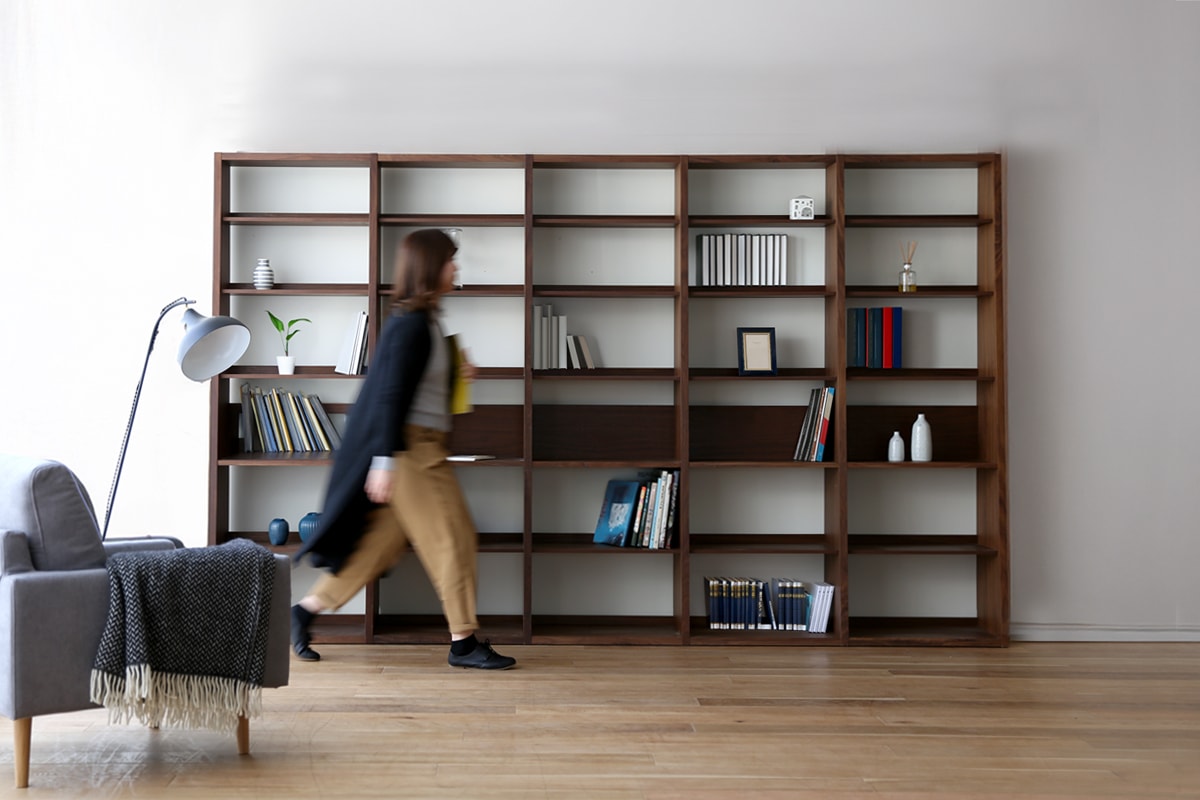 ホワイトオークの本棚使用イメージ