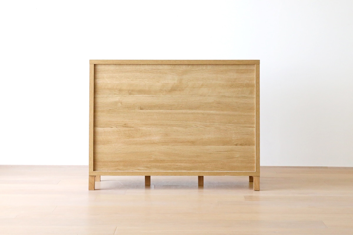 ホワイトオークのカップボード背面画像