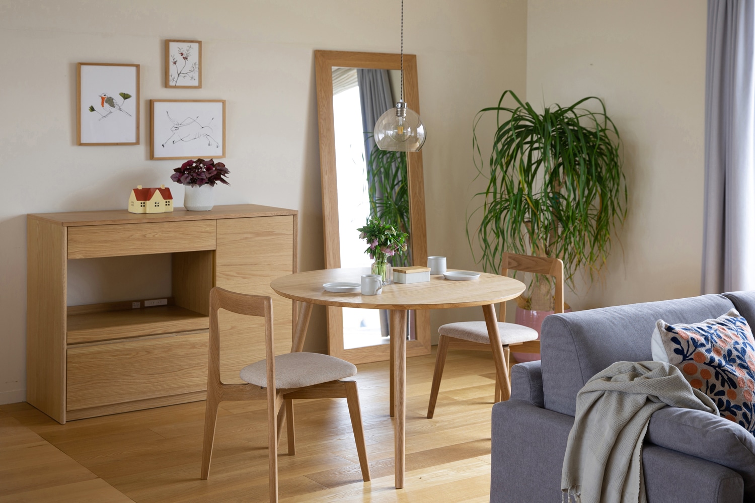 プレーンミラーコーディネート