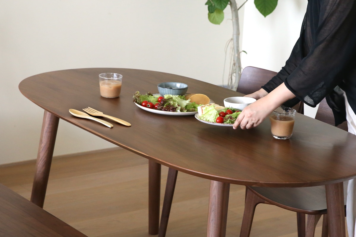 RUBE DINING TABLE ウォルナット