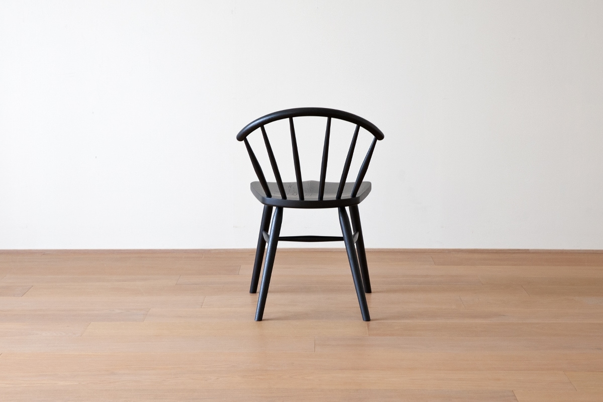 UN CHAIR オーク 黒塗装