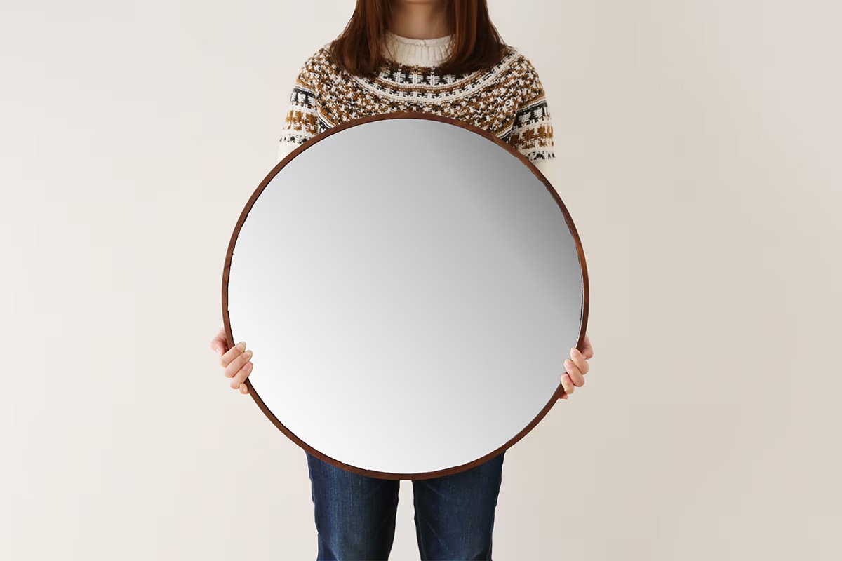 ウォルナットのダイニングテーブルコーディネート