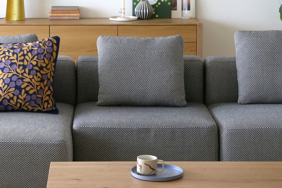 ローソファ リビングコーディネート