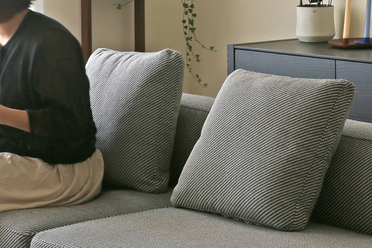 ローソファ リビングコーディネート