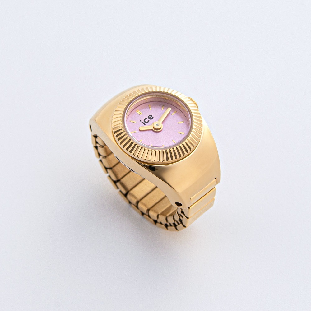 ICE ChouChou リングウォッチ 手元イメージ