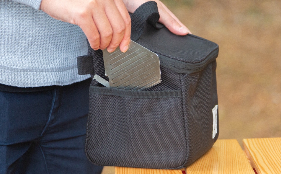 スリムに畳めて持ち運びしやすい