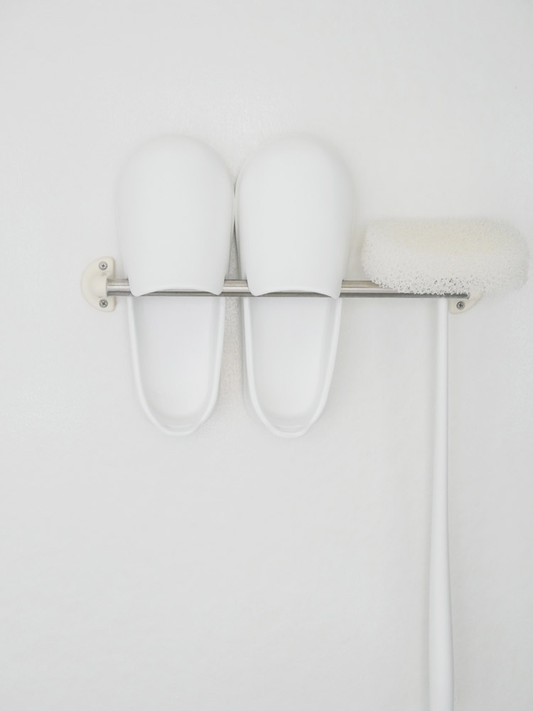 マーナのEVAお風呂スリッパと浴室アクセサリー