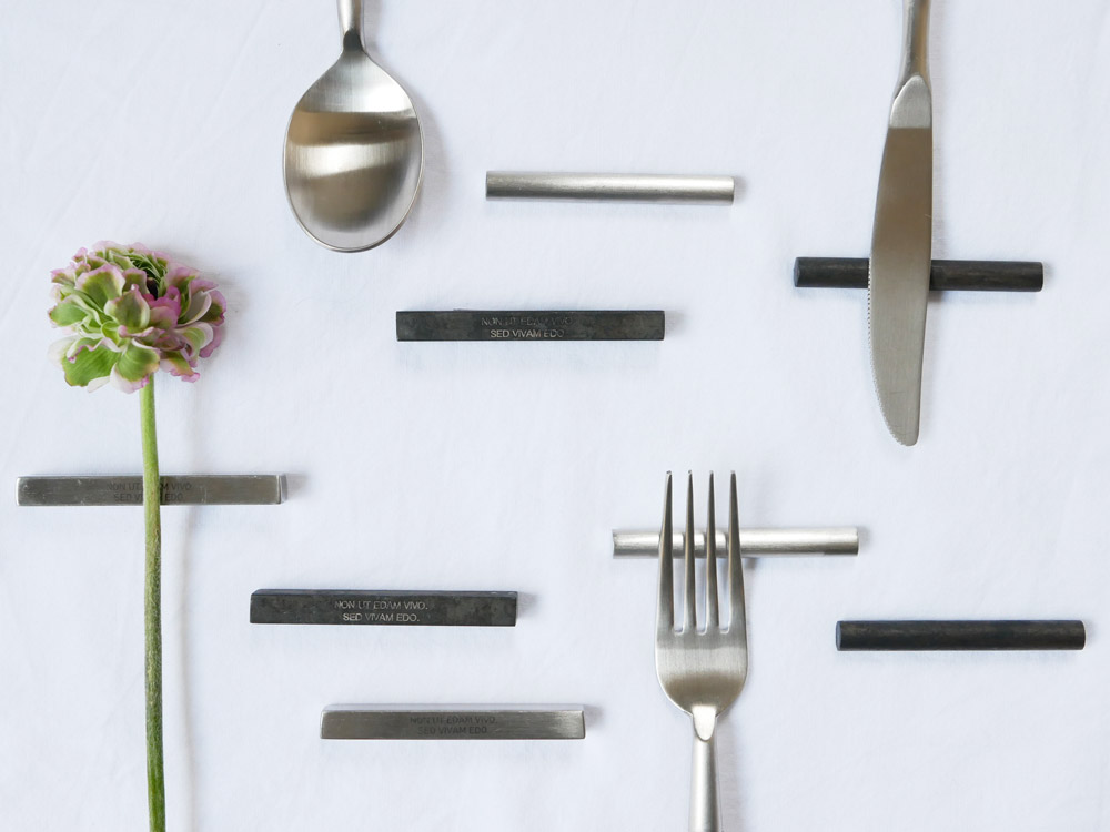 DULTONダルトンのステンレス製カトラリーレストスクエア