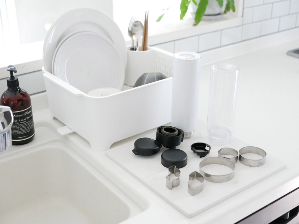 soil GEMドライングボードがキッチンカウンターに置かれている様子