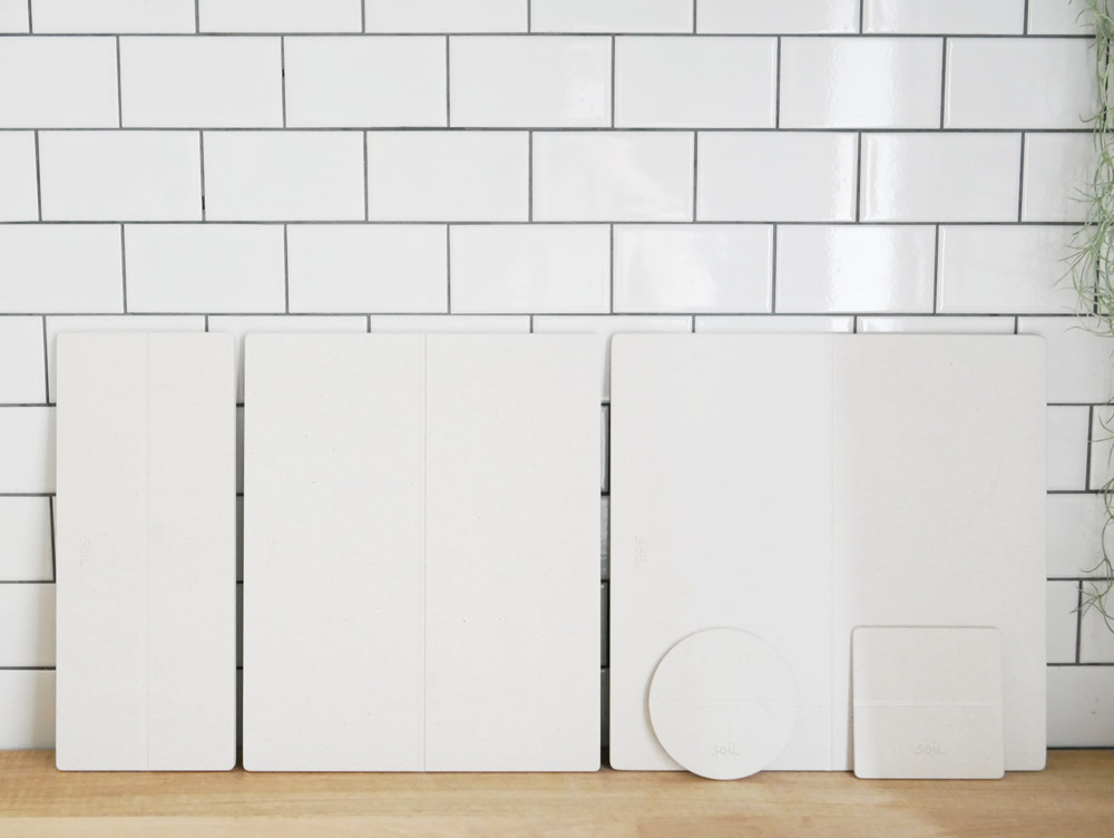 soil GEMの灰色タイルドライングボード