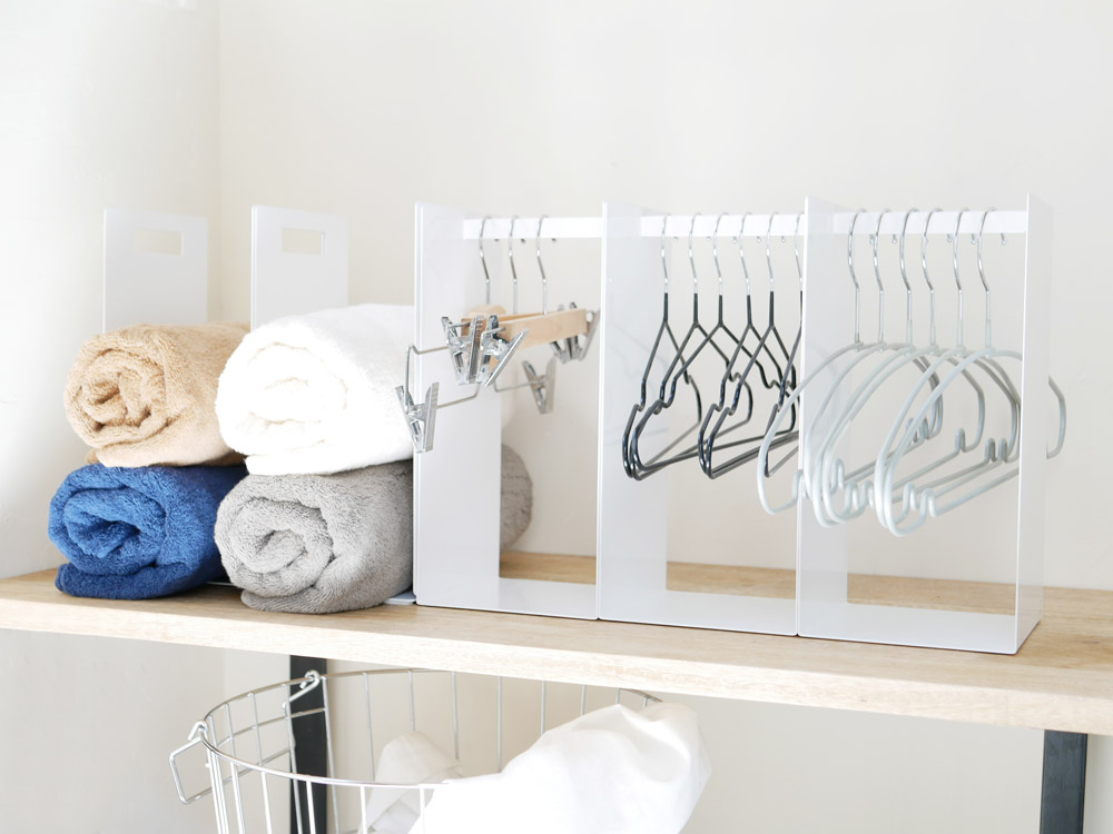 Tower ハンガー収納ラック ホワイト 公式 インテリア雑貨の総合通販 ひなたライフ アプリnew Openキャンペーン実施中