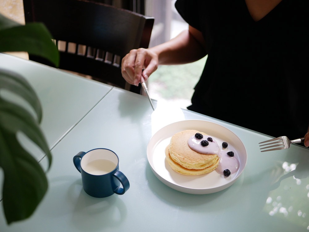 グレーのタックスタンダードキッズプレート