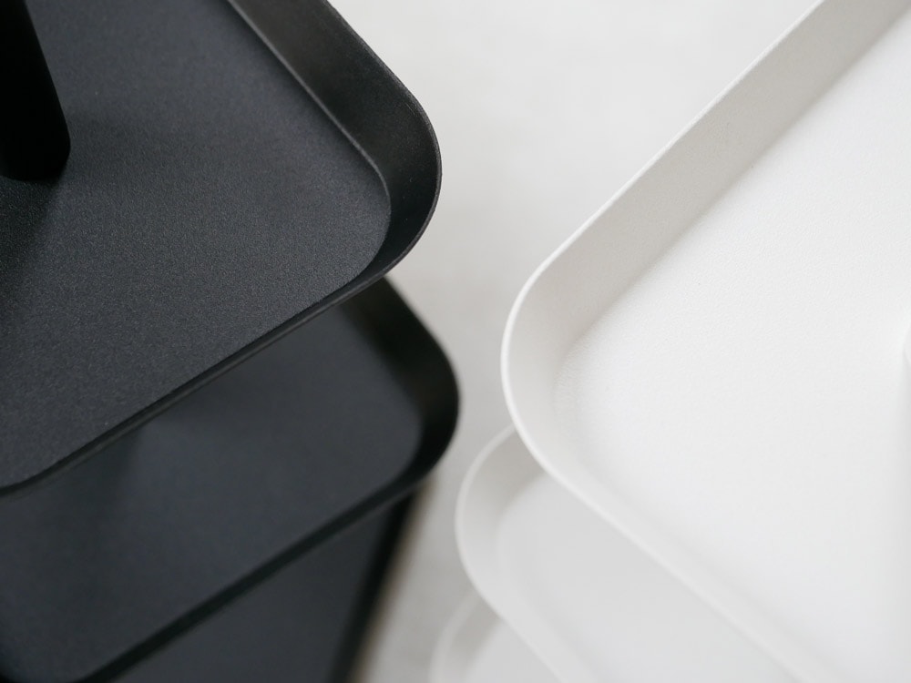 tower製白色の3段スチールキッチントレー