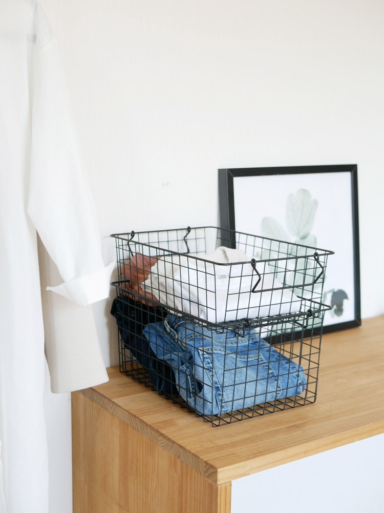 ポッシュリビングのアイアン製スタッキングバスケット