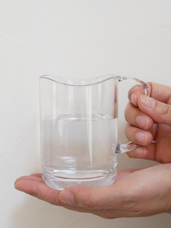 like-itの水が切れるスタンドマグ