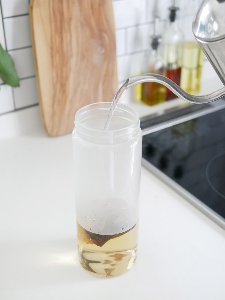 キントーのコールドブリュー用透明ガラスキャラフェ