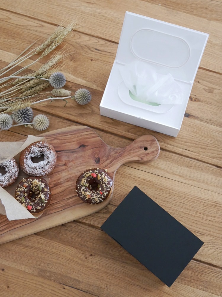 YAMAZAKI製ウェットティッシュケースと詰め替え用ティッシュ