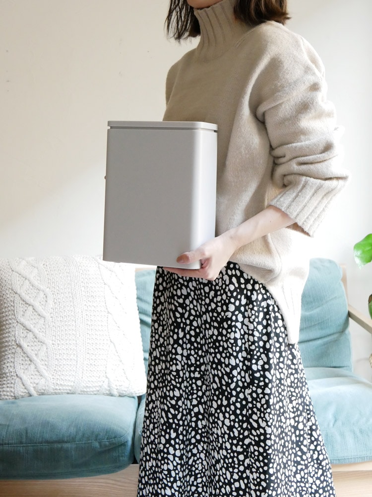 TUBELORミディアムフラップ密封容器型衛生ゴミ箱