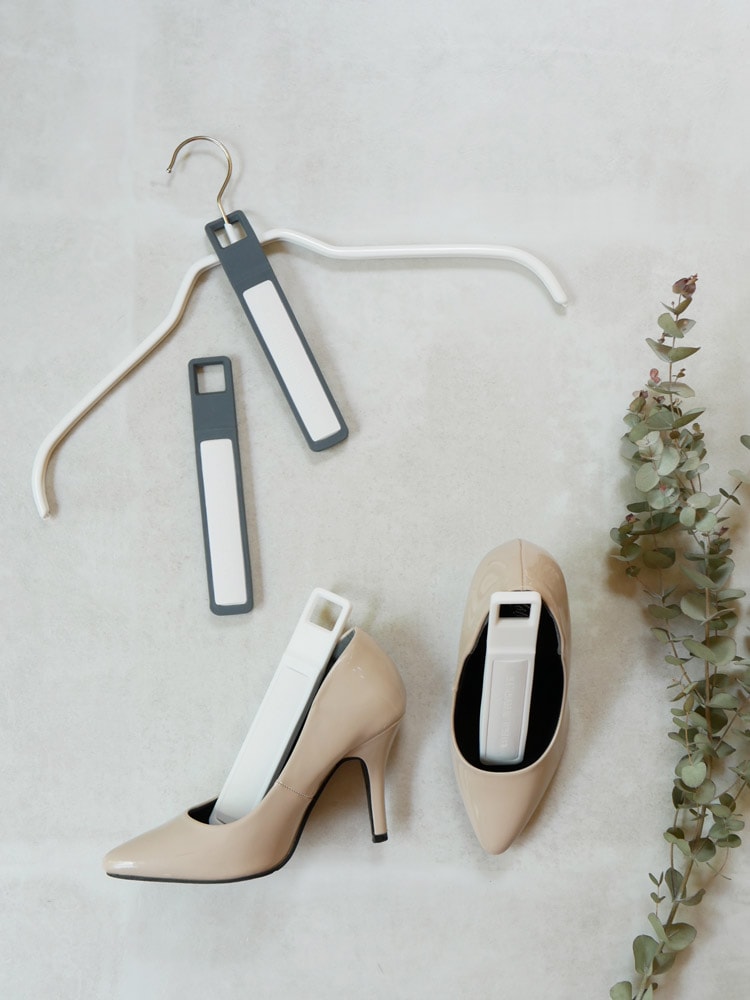 脱臭・調湿できる珪藻土スティック2個