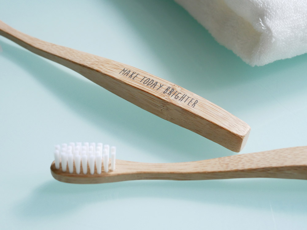 パラデックの白色竹柄やわらかめナイロン毛ハブラシ