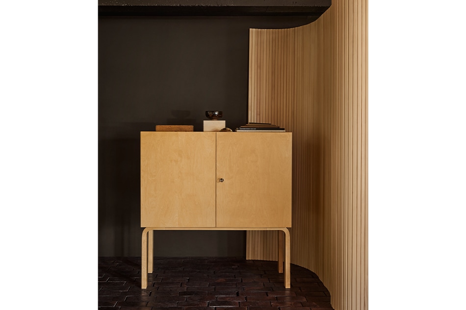 Cabinet 250（キャビネット 250）/Artek（アルテック）/Alvar Aalto
