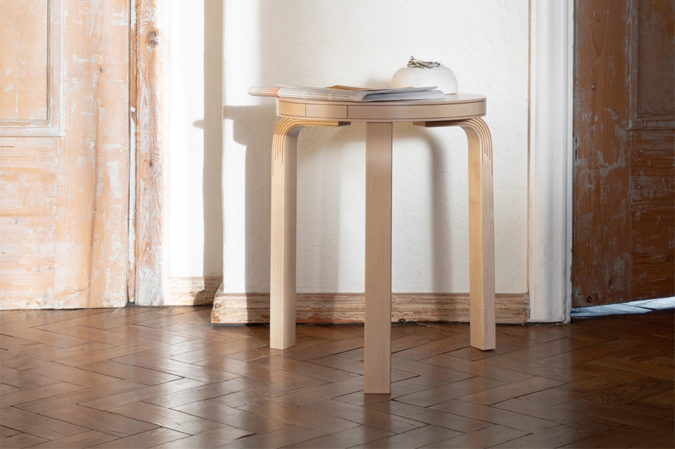 【販売終了/限定生産】STOOL 60 Kontrasti-［正規品］デザイナーズ家具・北欧家具通販H.L.D.