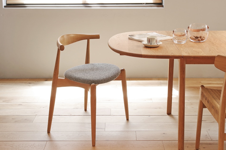 CH20 ELBOW CHAIR（エルボーチェア） /Carl Hansen＆Søn（カール 