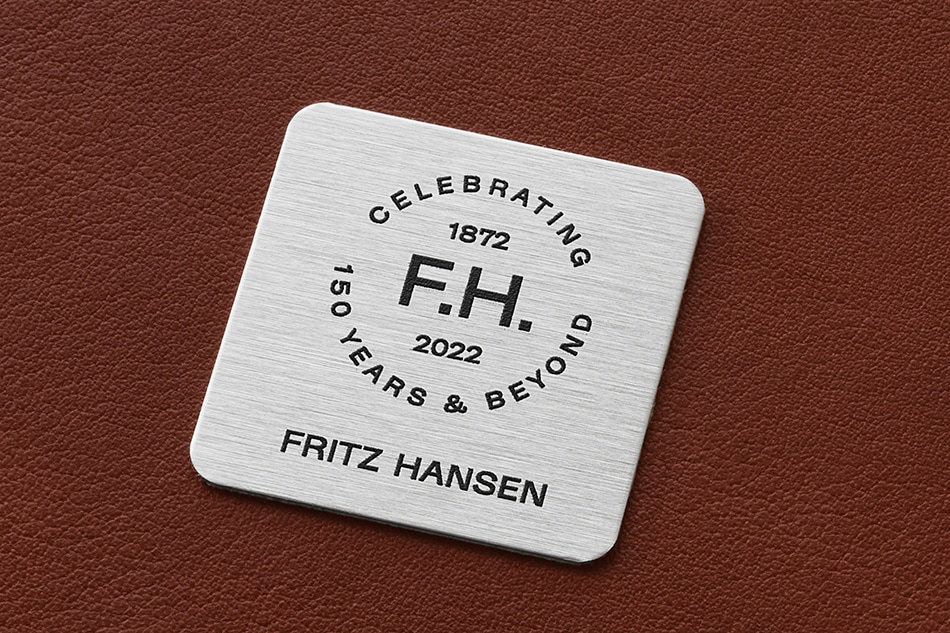 EGG CHAIR FH150th Anniversary / FRITZ HANSEN（エッグチェア フリッツ・ハンセン創立150周年特別モデル / フリッツ・ハンセン）