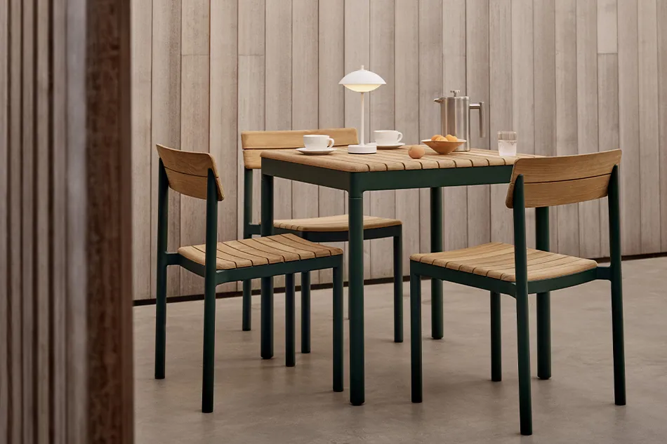 Pelagus Table（ペラガス テーブル）/ FRITZ HANSEN（フリッツ