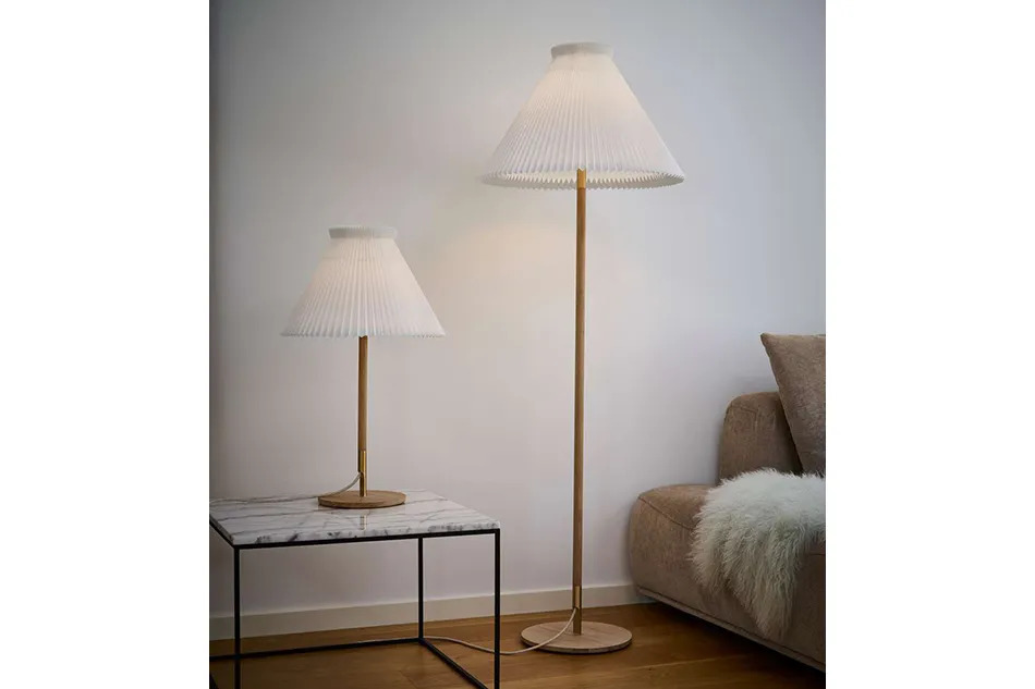 Model328 LK80 Floor Lamp-［正規品］デザイナーズ家具・北欧家具通販H.L.D.