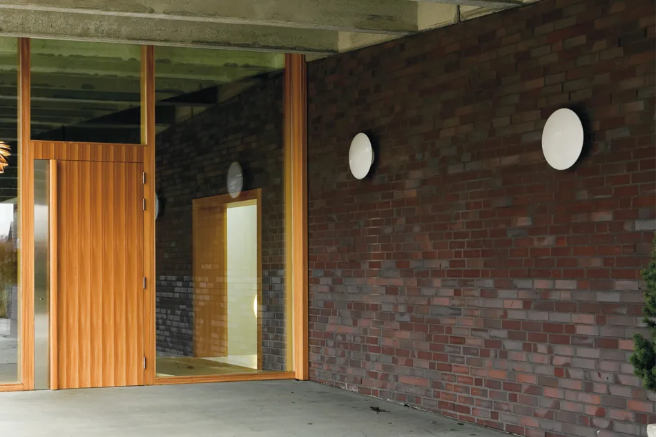 AJ EkliptaLouis Poulsenʥ ץ륤ݡ륻