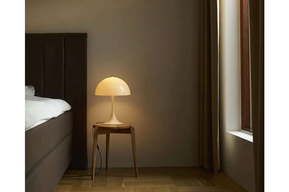 Panthella Table 320/Louis��Poulsen�ʥѥ�ƥ� �ơ��֥� 320/�륤���ݡ��륻���