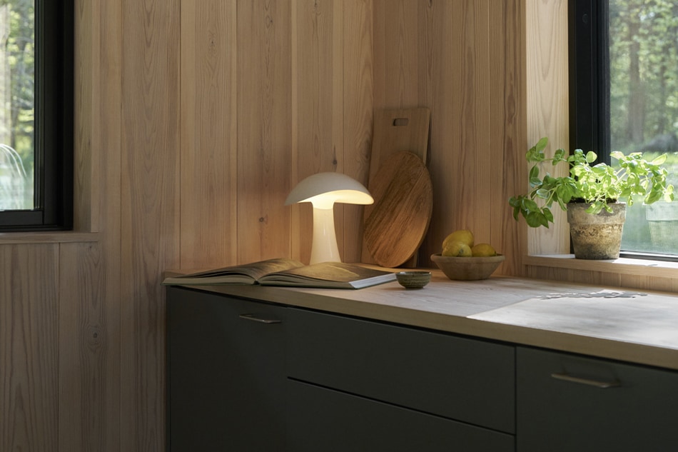 Rumee Portable Lamp（ルーミー ポータブルランプ）/Louis Poulsen