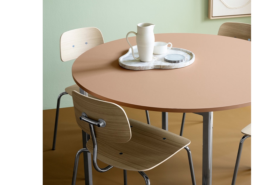 Kevi 2060 Chair（ケヴィ ダイニングチェア）/Montana（モンタナ