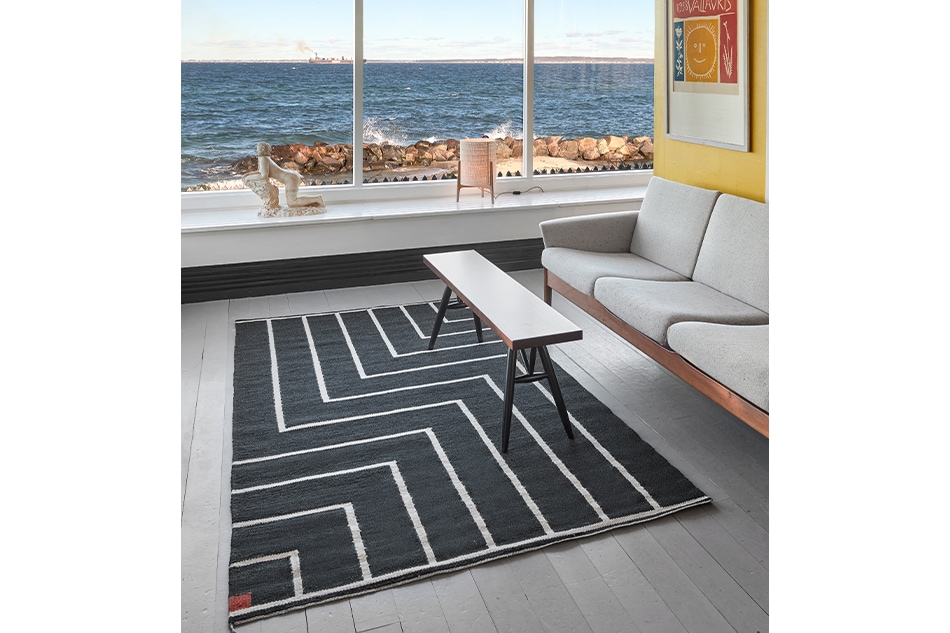 VIBEKE KLINT RUG VK-1 BLACK/WHITE（ヴィブケ・クリント ラグ）/NORDIC MODERN（ノルディックモダン）