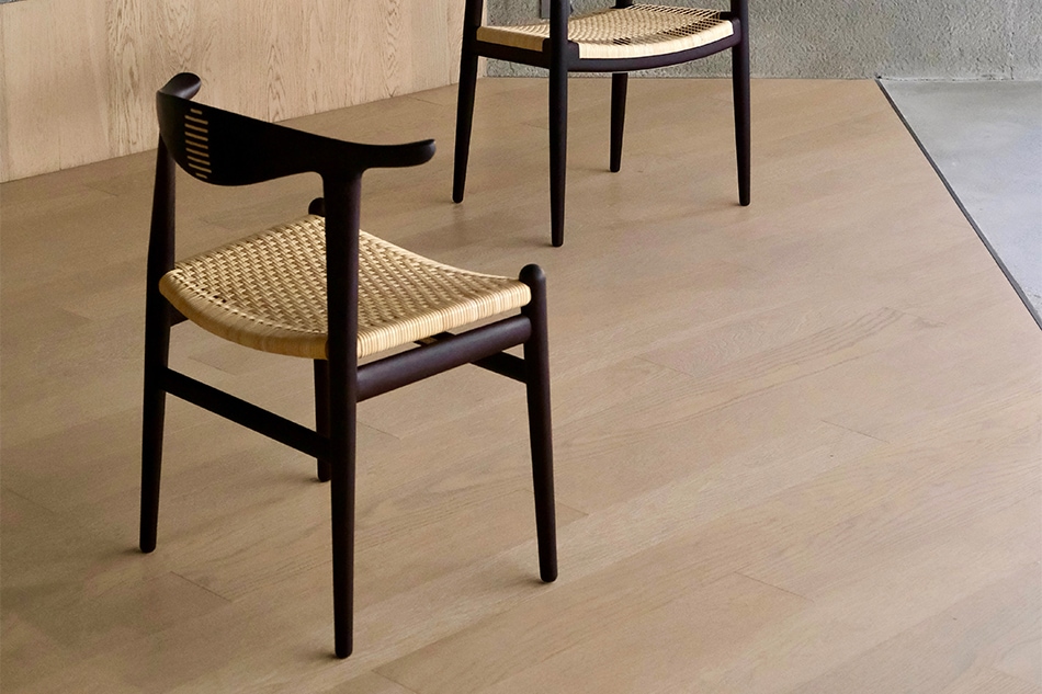 数量限定】PP505 The Cow Horn Chair Wenge（カウホーンチェア 籐張り
