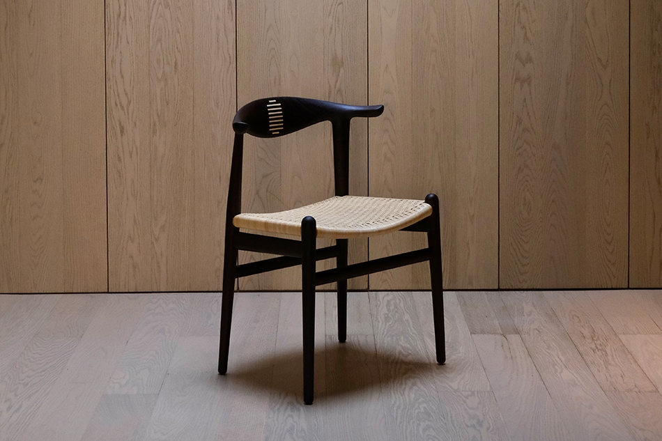 数量限定】PP505 The Cow Horn Chair Wenge（カウホーンチェア 籐張り