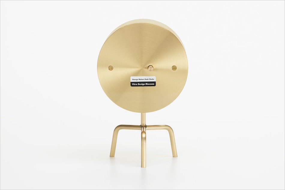 Tripod Clock-［正規品］デザイナーズ家具・北欧家具通販H.L.D.