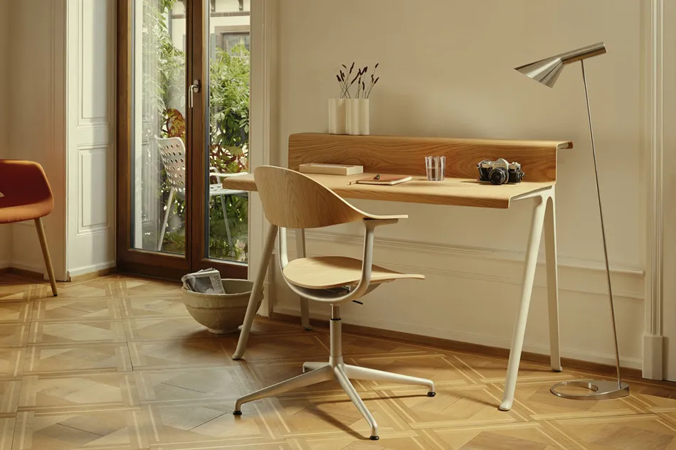 Courier(クーリエ) / Vitra（ヴィトラ）/ Ronan Bouroullec（ロナン