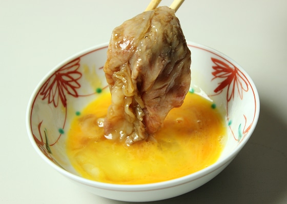 お肉と野菜は卵にくぐらせて召し上がってください