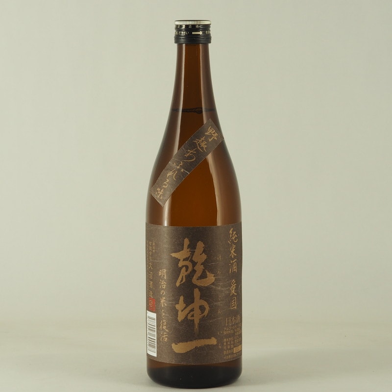 乾坤一 純米酒 愛国　720ml